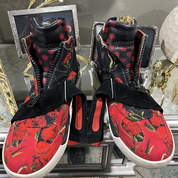 Authentic D&G - Picture 4 of 6